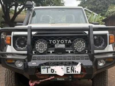 Toyota Land Cruiser 79 Series 2024 White