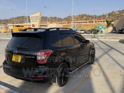 Subaru Forester 2015 Black